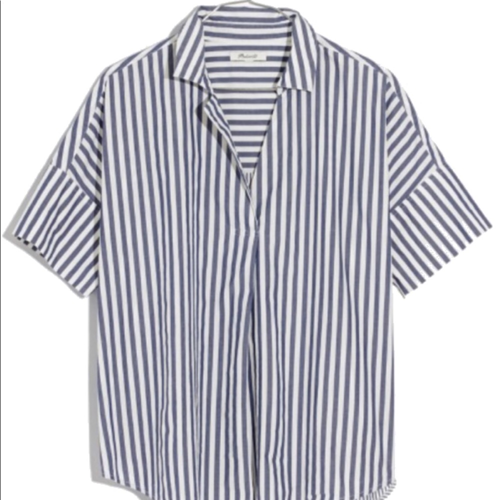 Boxy loose button-back cotton shirt